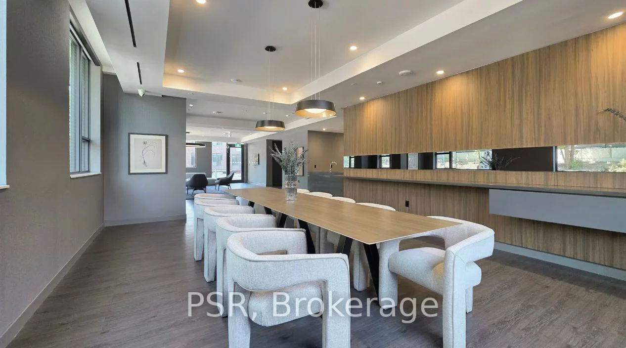 4365, Bloor, Markland Wood, Toronto