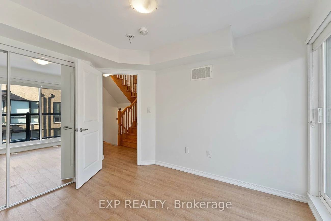 32, Fieldway, Islington-City Centre West, Toronto