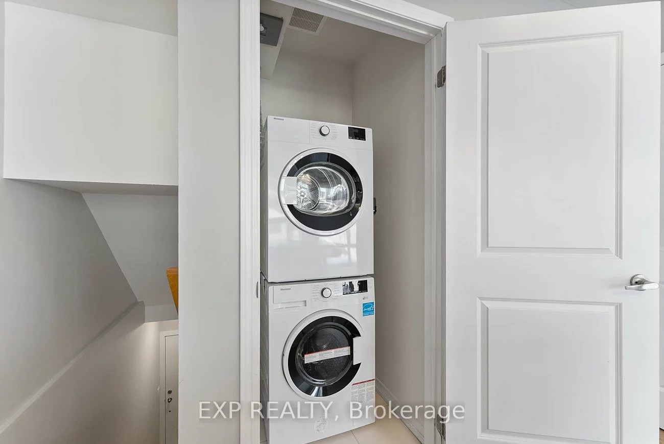 32, Fieldway, Islington-City Centre West, Toronto