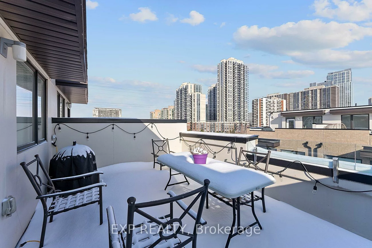 32, Fieldway, Islington-City Centre West, Toronto