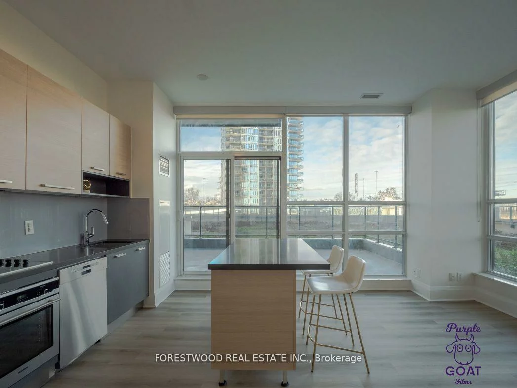 36, Park Lawn, Mimico, Toronto