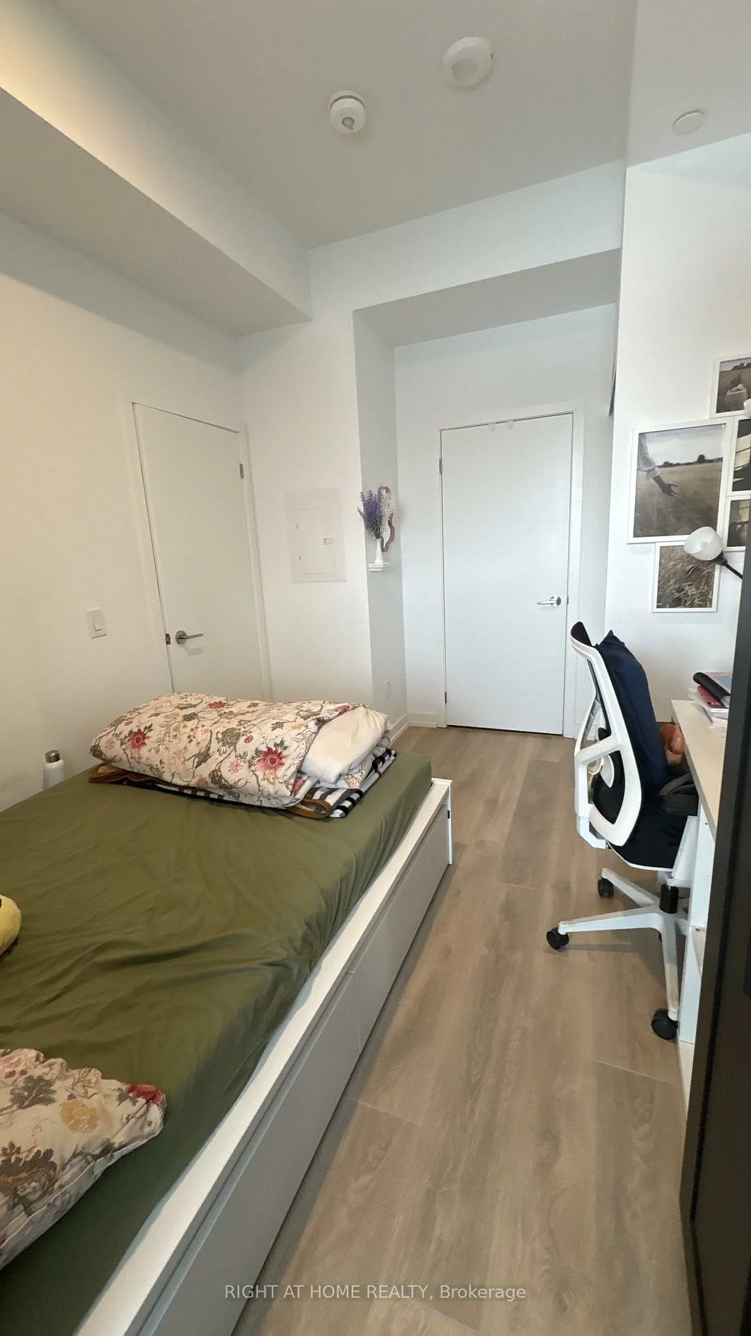 1100, Sheppard, York University Heights, Toronto