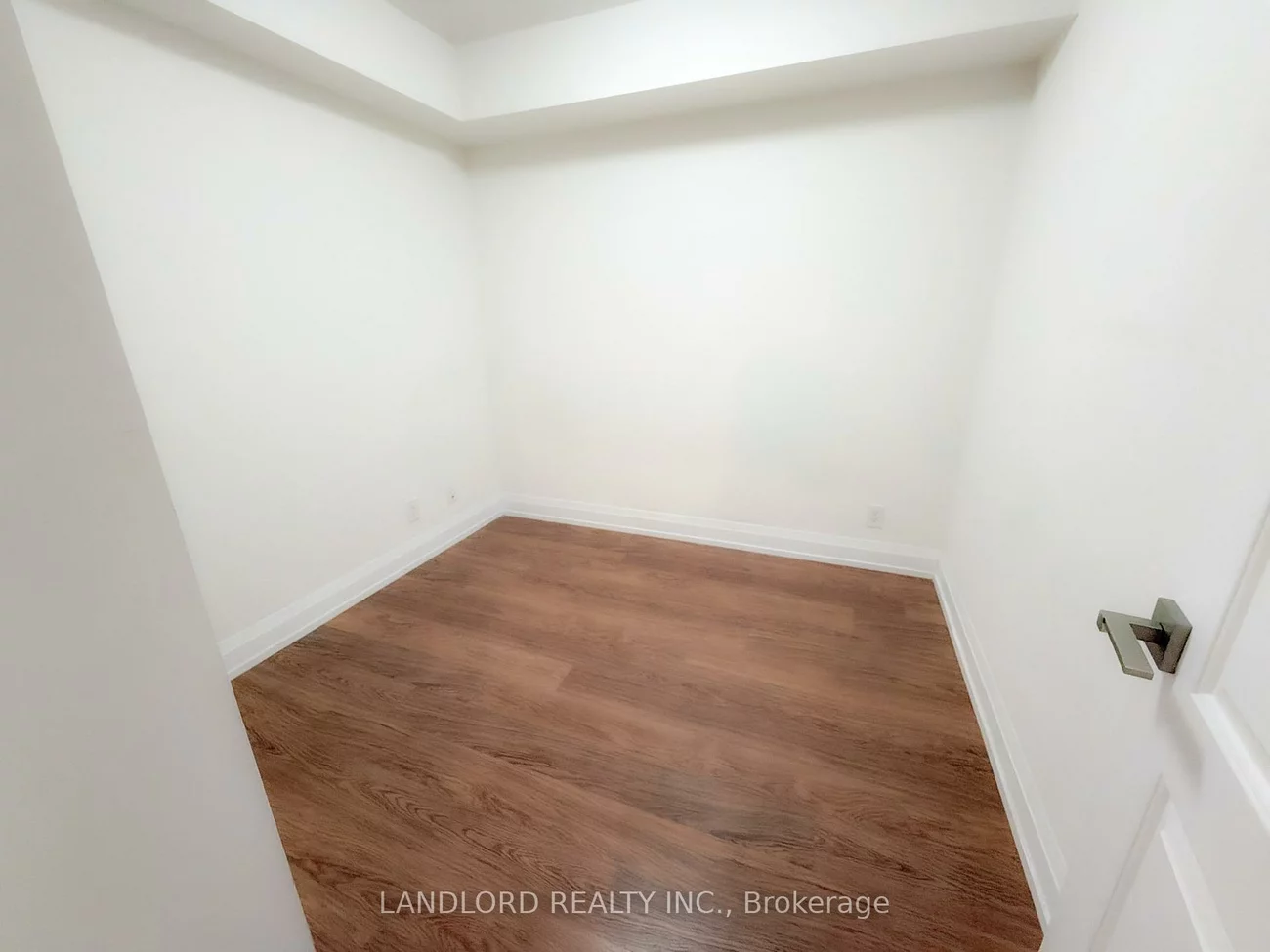 1070, Sheppard, York University Heights, Toronto