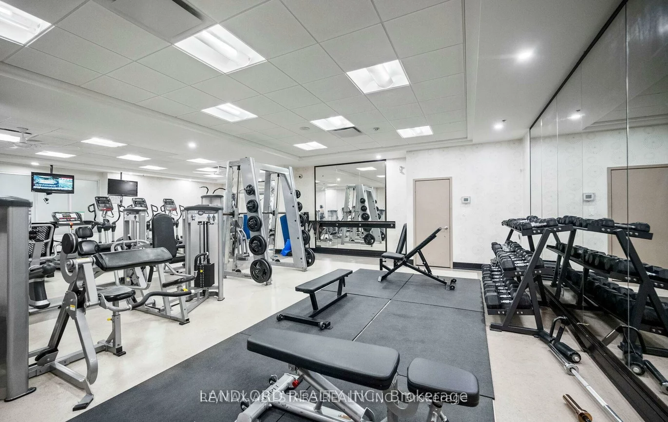 1070, Sheppard, York University Heights, Toronto