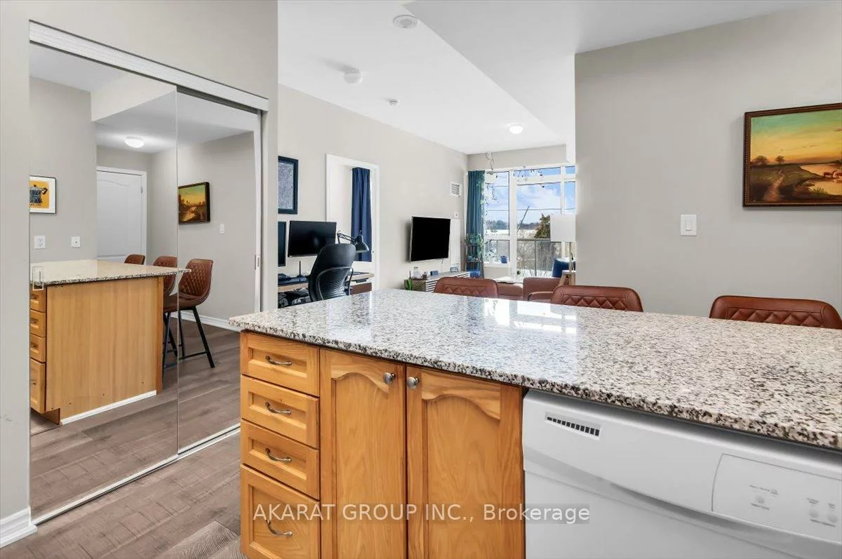 3865, Lake Shore, Long Branch, Toronto