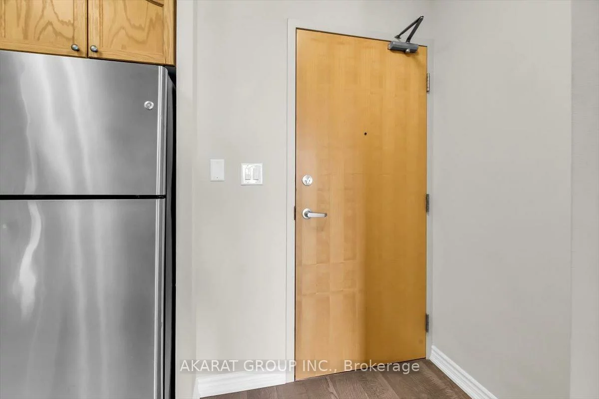 3865, Lake Shore, Long Branch, Toronto