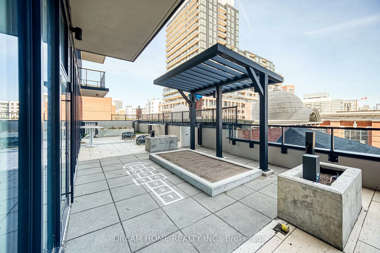 270, Dufferin, South Parkdale, Toronto