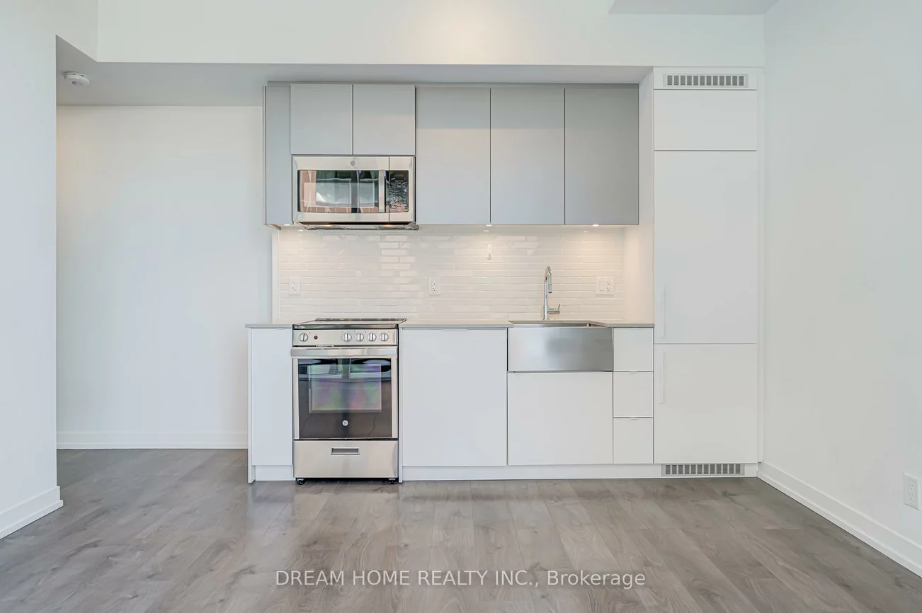 270, Dufferin, South Parkdale, Toronto