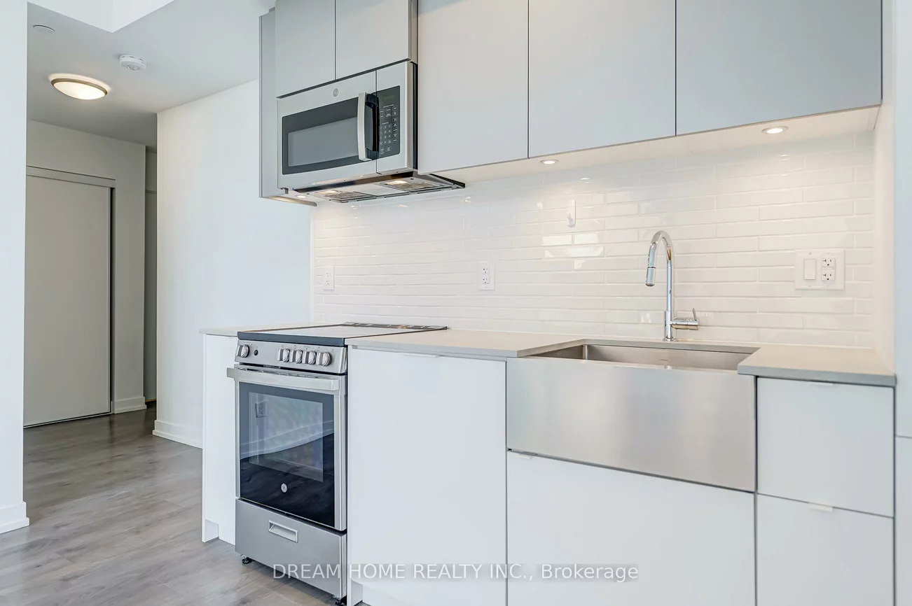 270, Dufferin, South Parkdale, Toronto