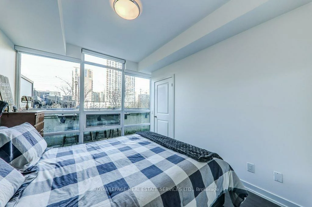 8, Fieldway, Islington-City Centre West, Toronto