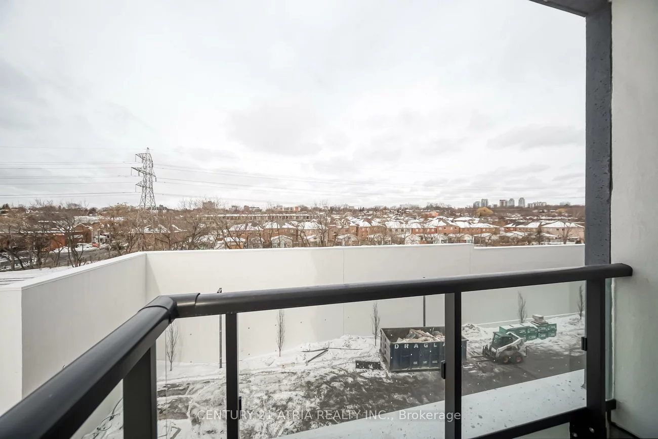 858, Dupont, Dovercourt-Wallace Emerson-Junction, Toronto