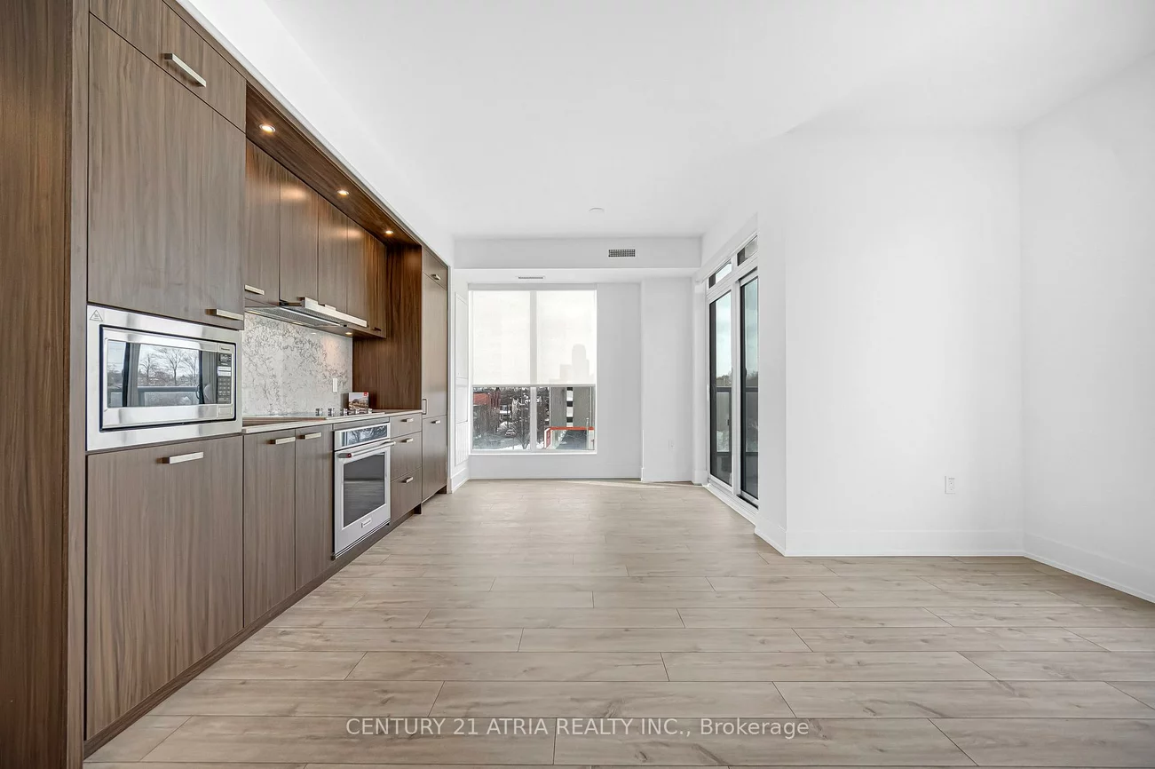 858, Dupont, Dovercourt-Wallace Emerson-Junction, Toronto