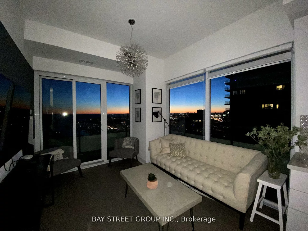 20, Shore Breeze, Mimico, Toronto