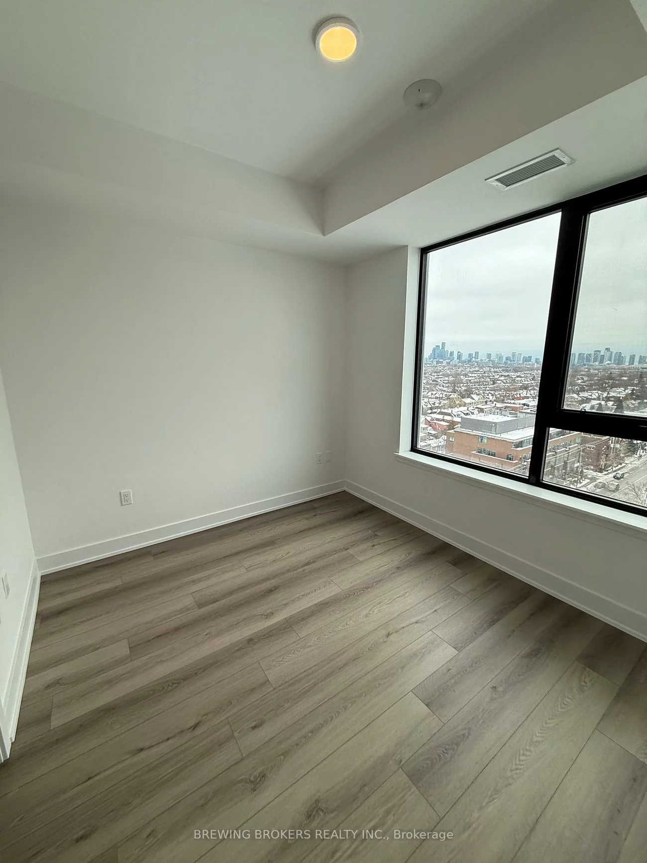 758, Dovercourt, Dovercourt-Wallace Emerson-Junction, Toronto