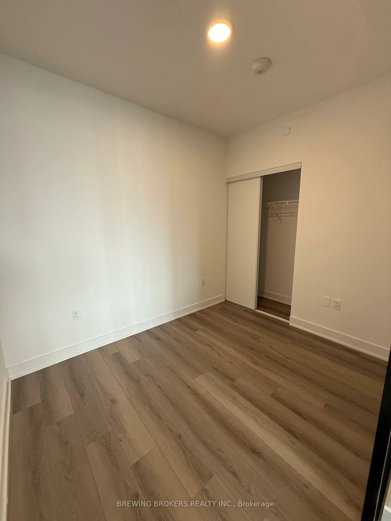 758, Dovercourt, Dovercourt-Wallace Emerson-Junction, Toronto