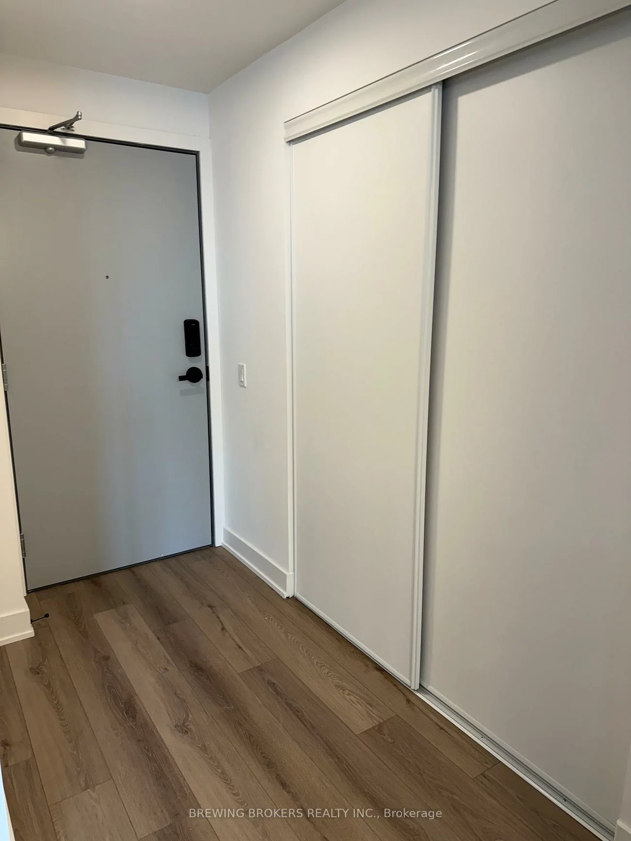 758, Dovercourt, Dovercourt-Wallace Emerson-Junction, Toronto