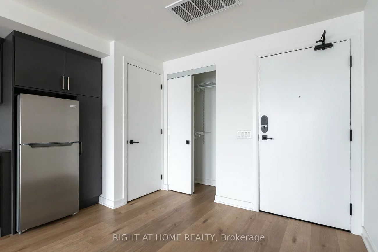 7, Fairbank, Briar Hill-Belgravia, Toronto