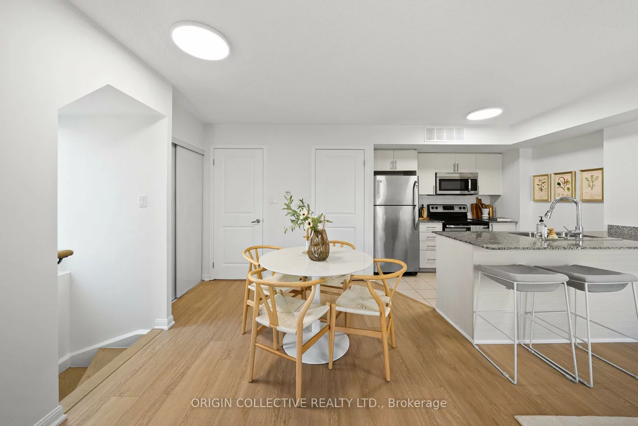 11, Foundry, Dovercourt-Wallace Emerson-Junction, Toronto