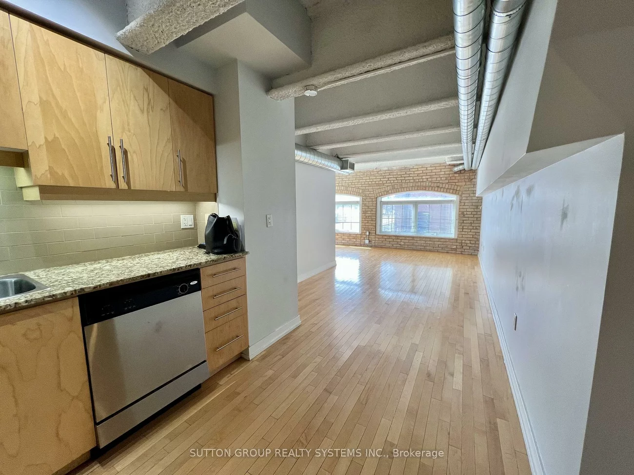 1100, Lansdowne, Dovercourt-Wallace Emerson-Junction, Toronto