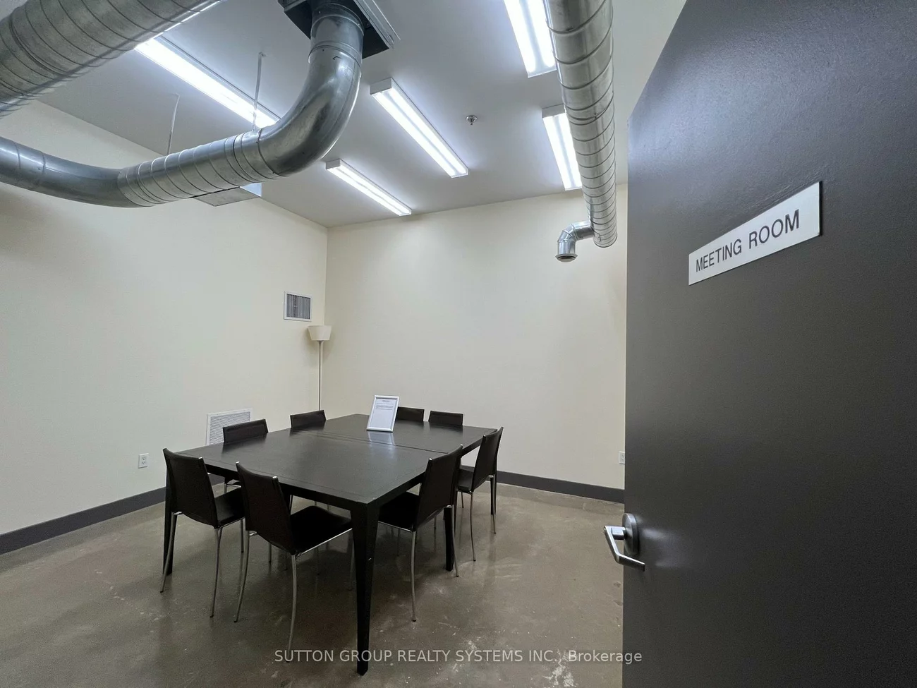 1100, Lansdowne, Dovercourt-Wallace Emerson-Junction, Toronto