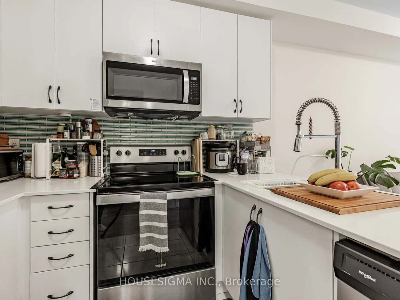 713, Lawrence, Yorkdale-Glen Park, Toronto