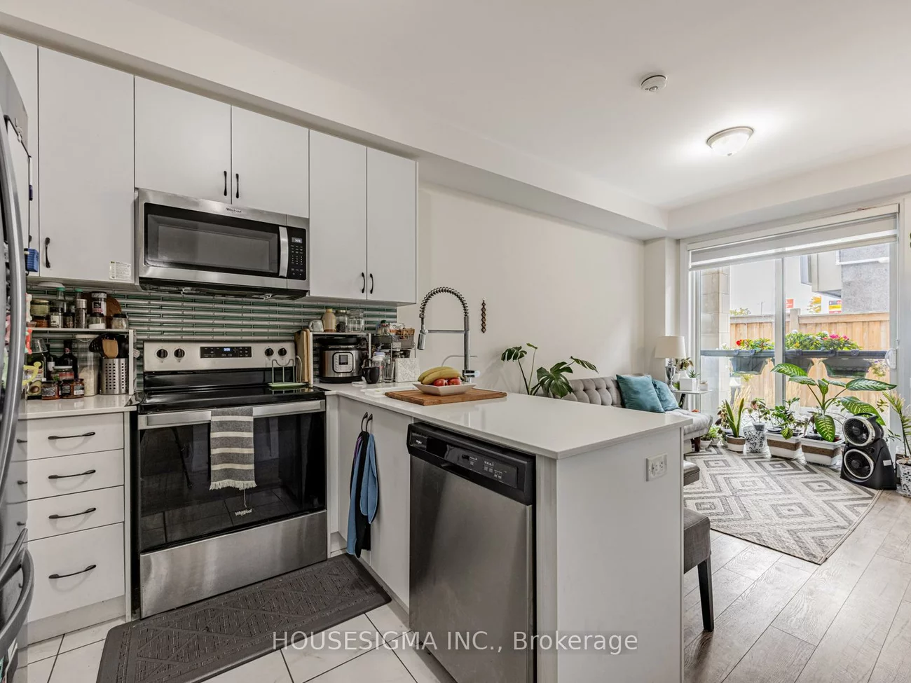 713, Lawrence, Yorkdale-Glen Park, Toronto