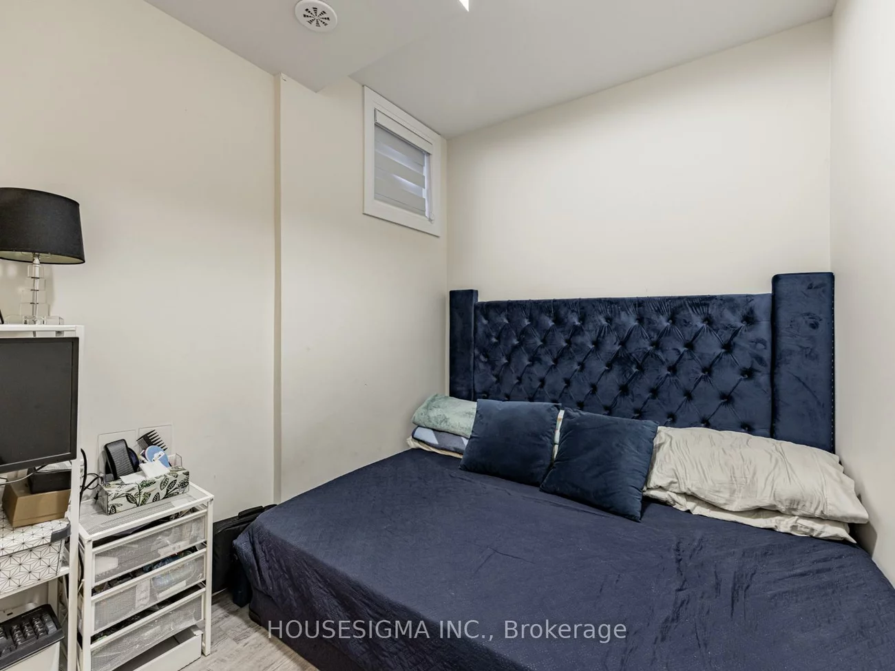 713, Lawrence, Yorkdale-Glen Park, Toronto