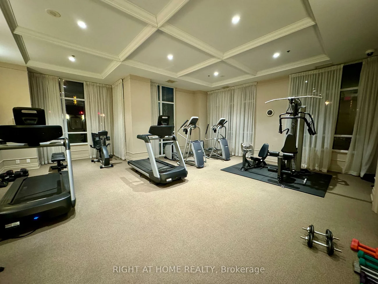 38, Fontenay, Edenbridge-Humber Valley, Toronto