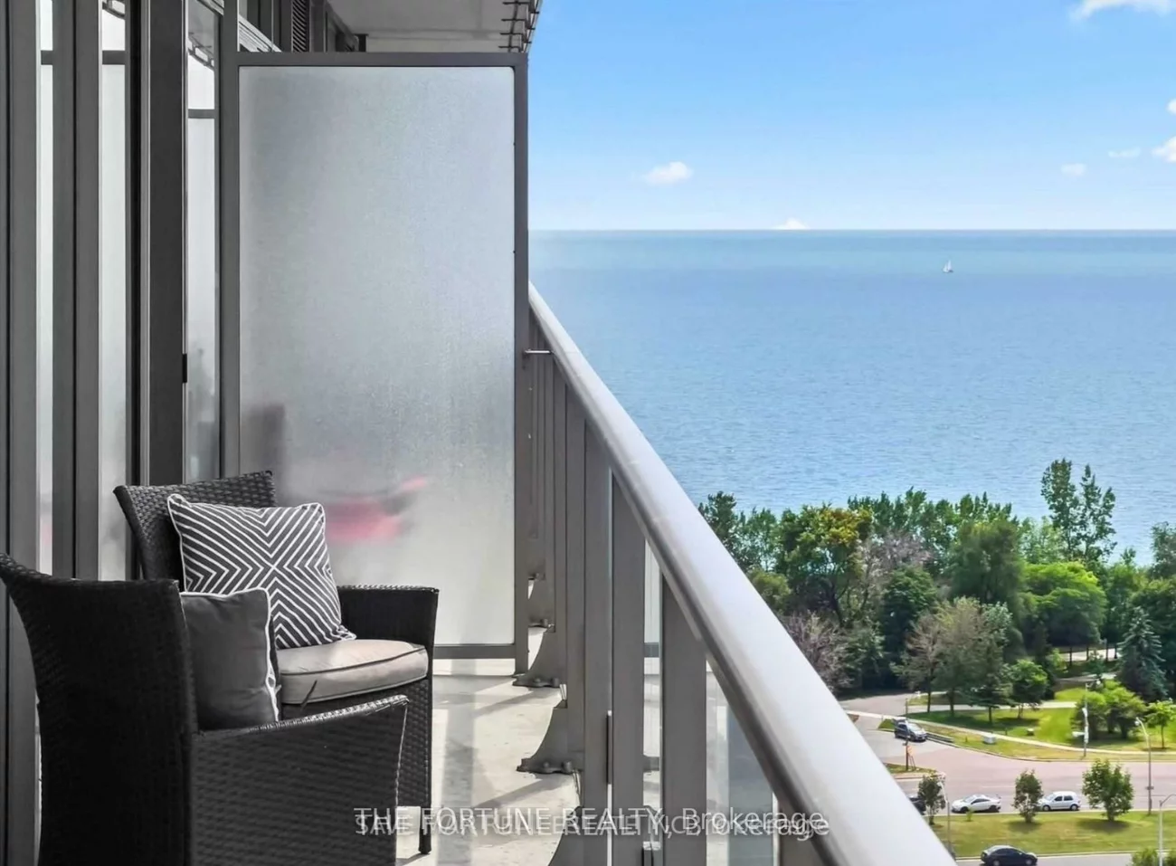 103, The Queensway, High Park-Swansea, Toronto