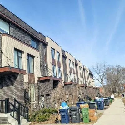 1762A, Lawrence, Rustic, Toronto