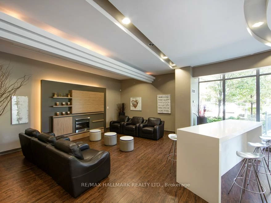 5191, Dundas, Islington-City Centre West, Toronto