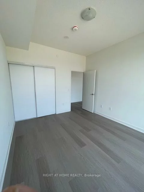 859, The Queensway, Stonegate-Queensway, Toronto