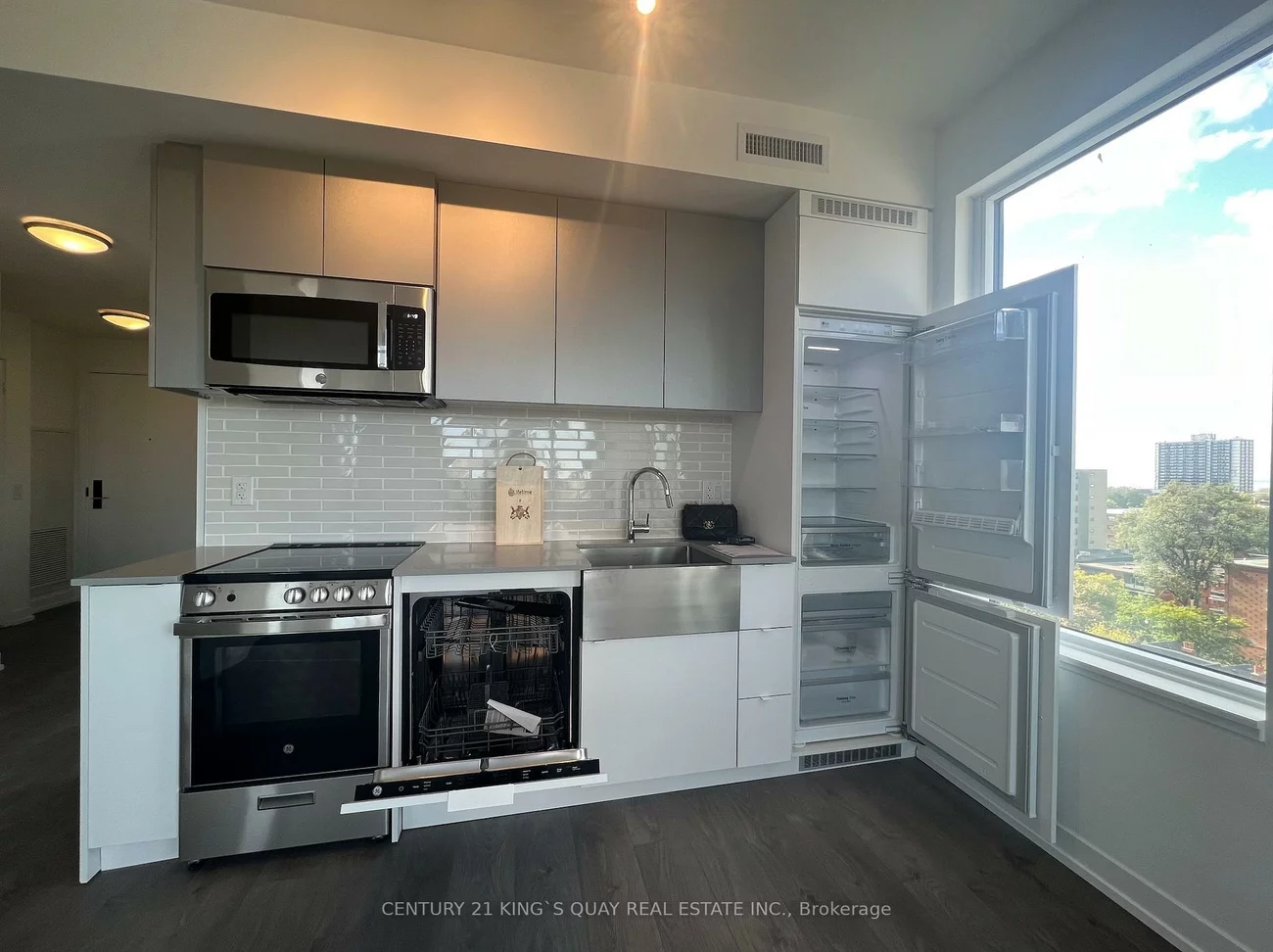 270, Dufferin, South Parkdale, Toronto