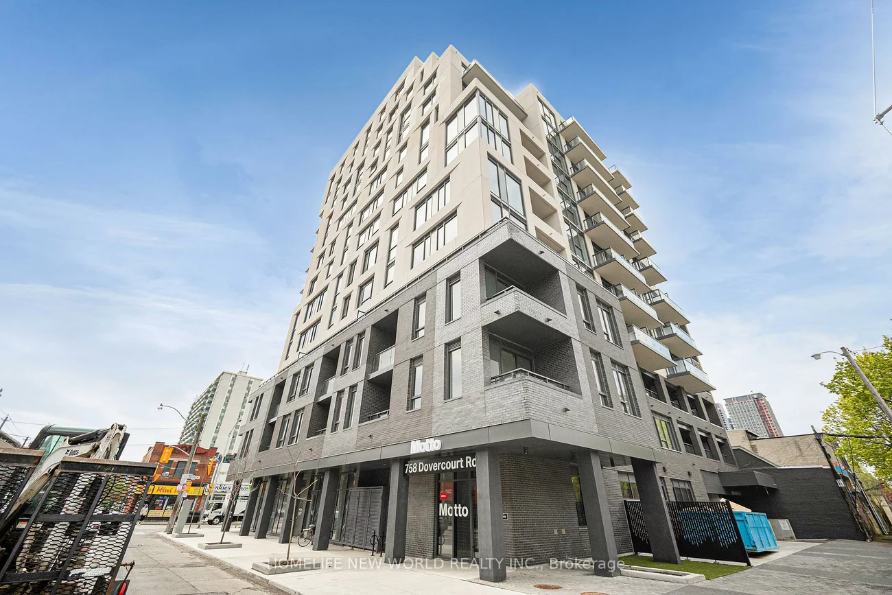 758, Dovercourt, Dovercourt-Wallace Emerson-Junction, Toronto