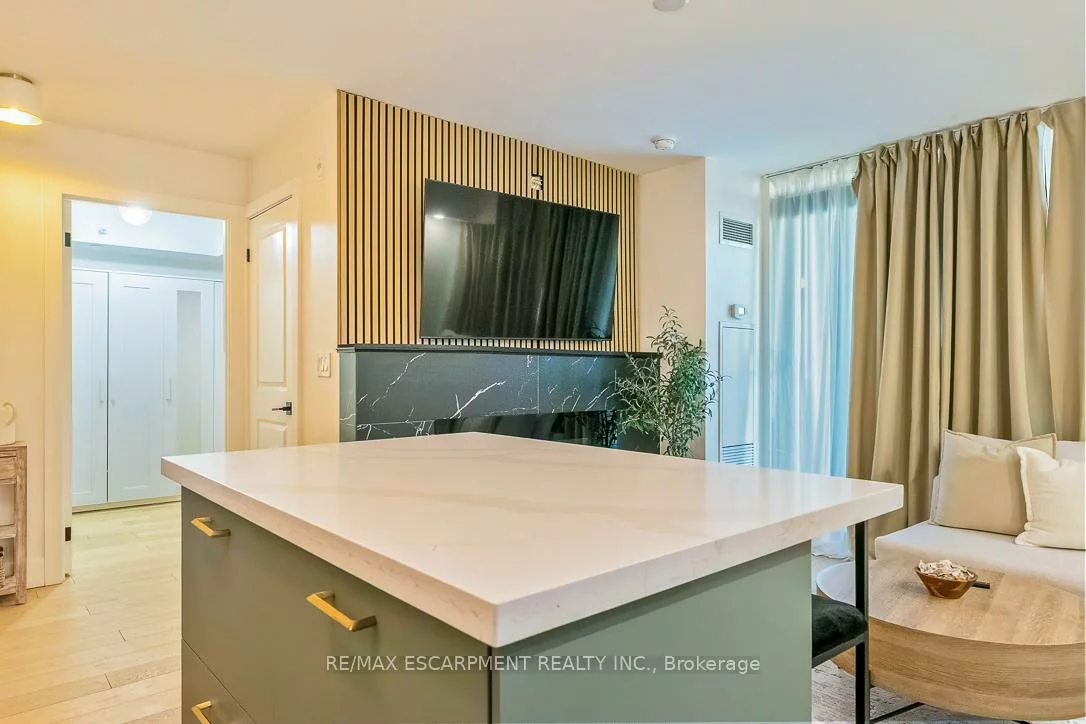80, Esther Lorrie, West Humber-Clairville, Toronto