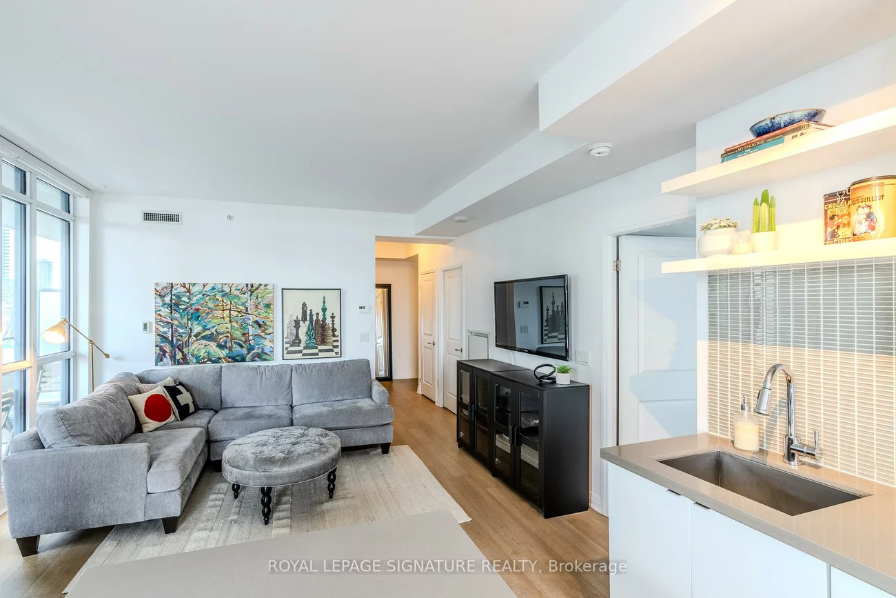60, Annie Craig, Mimico, Toronto