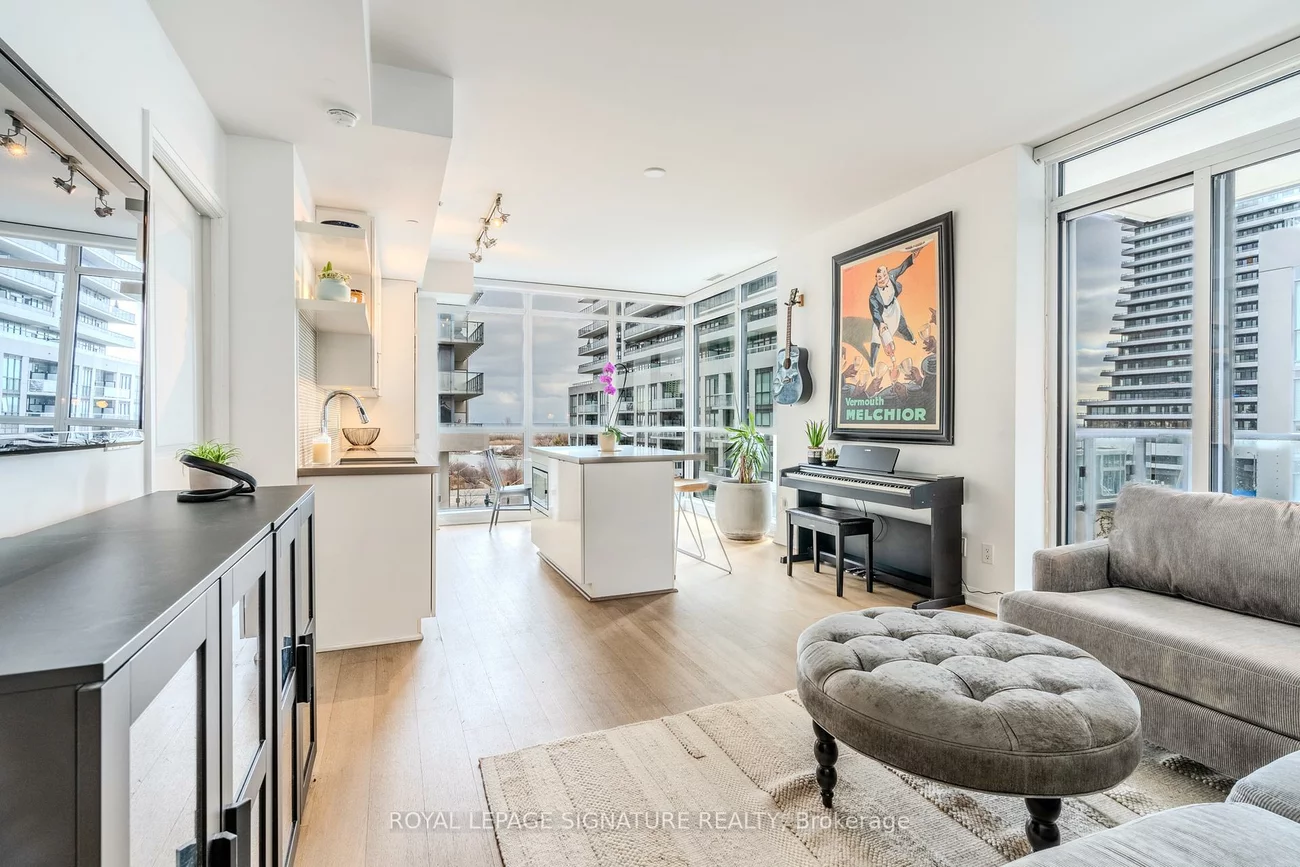 60, Annie Craig, Mimico, Toronto