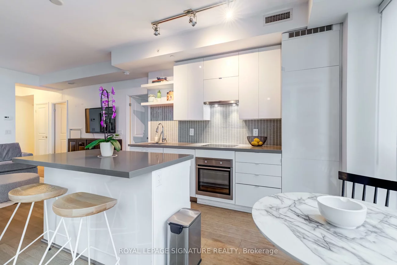 60, Annie Craig, Mimico, Toronto
