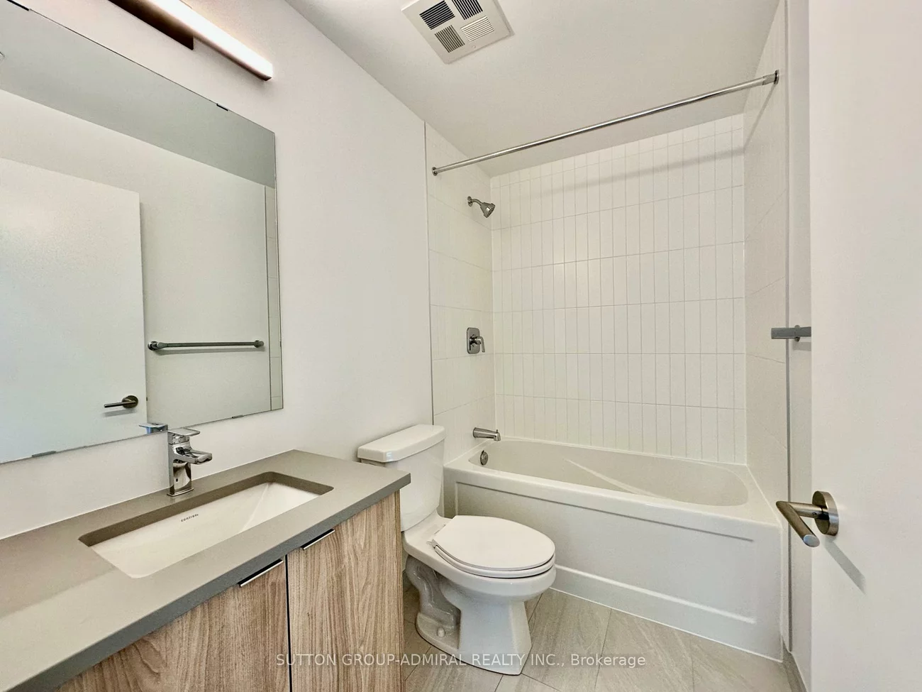 1660, Bloor, High Park North, Toronto