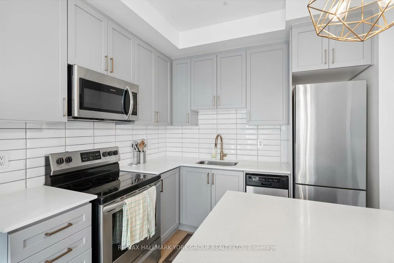 24, Fieldway, Islington-City Centre West, Toronto