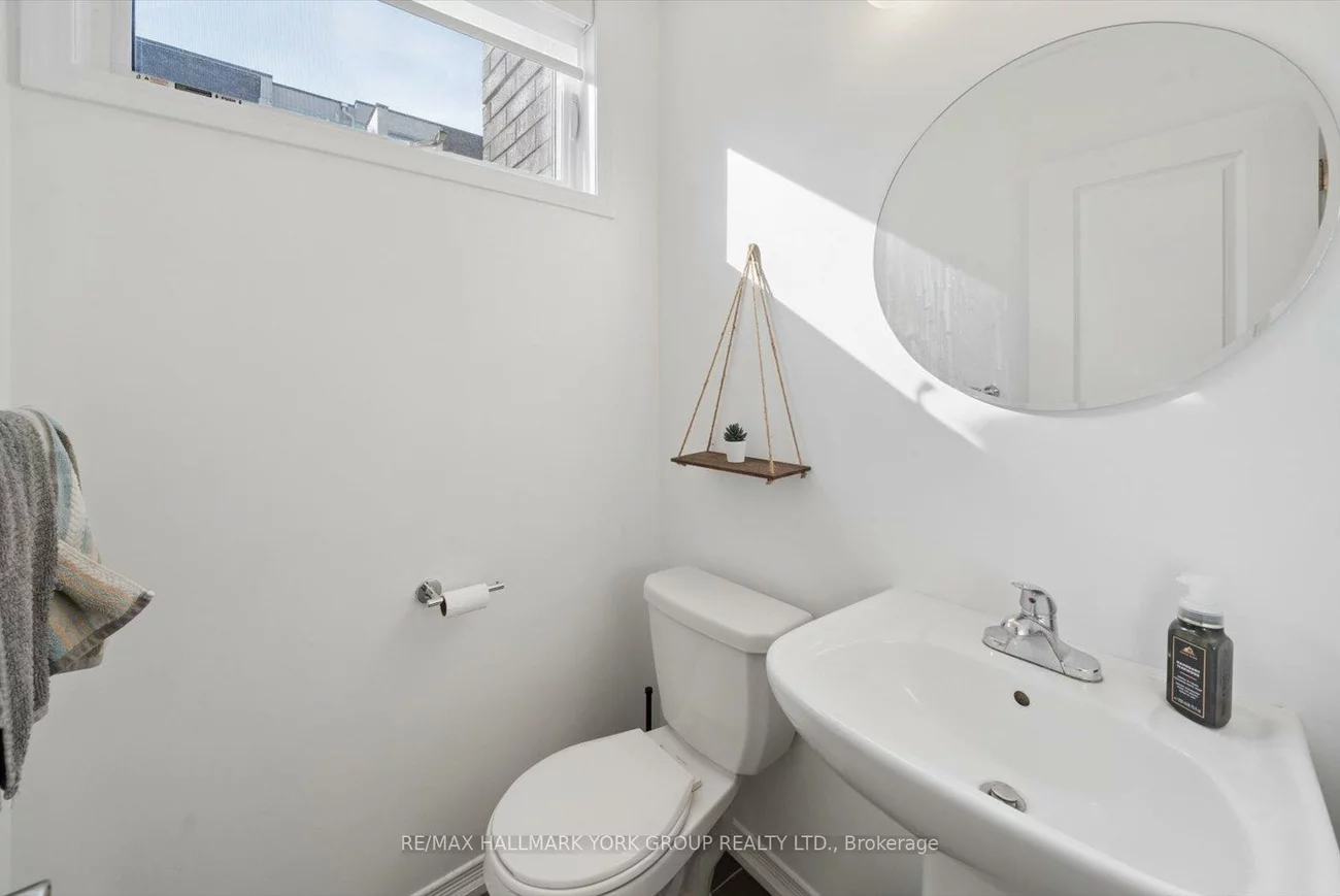 24, Fieldway, Islington-City Centre West, Toronto