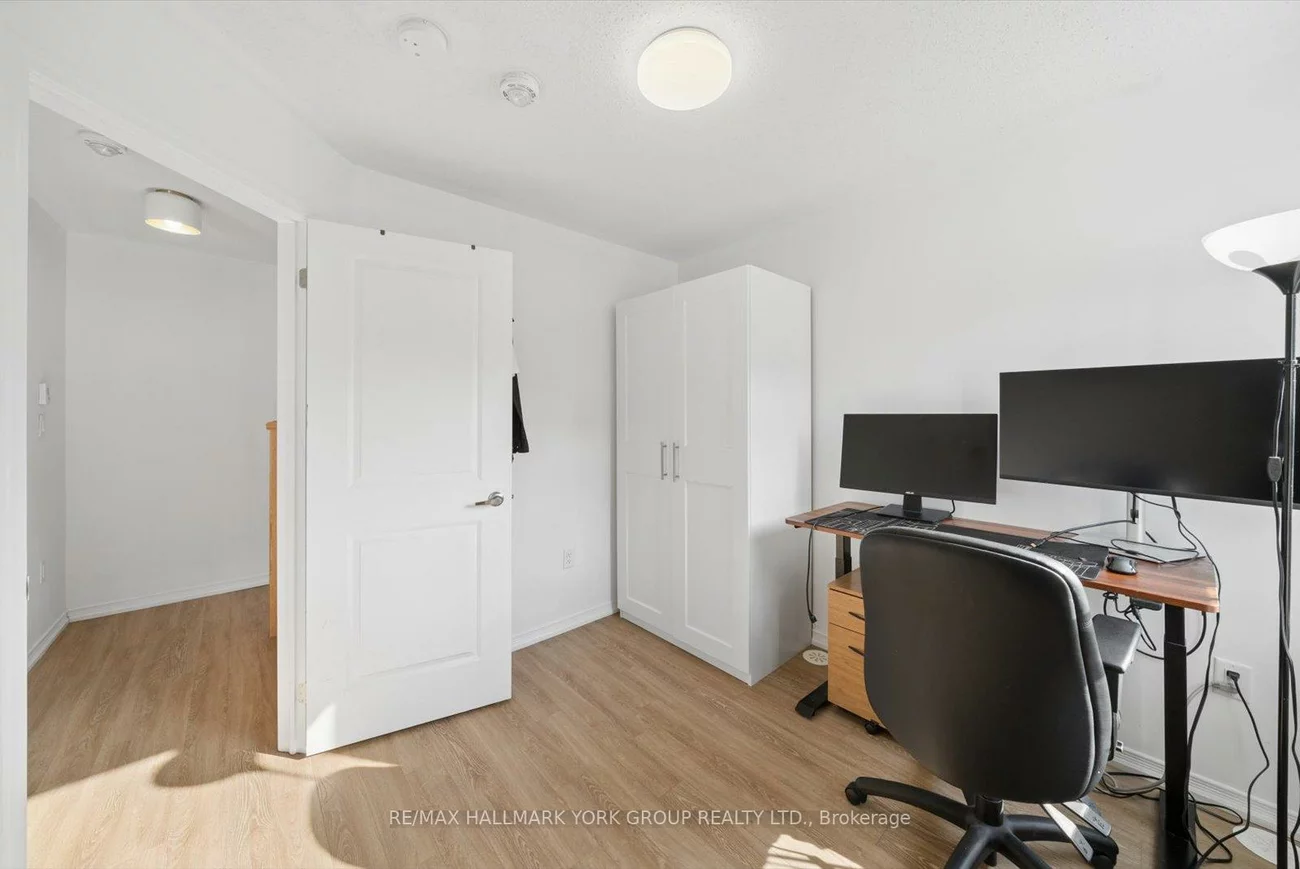 24, Fieldway, Islington-City Centre West, Toronto