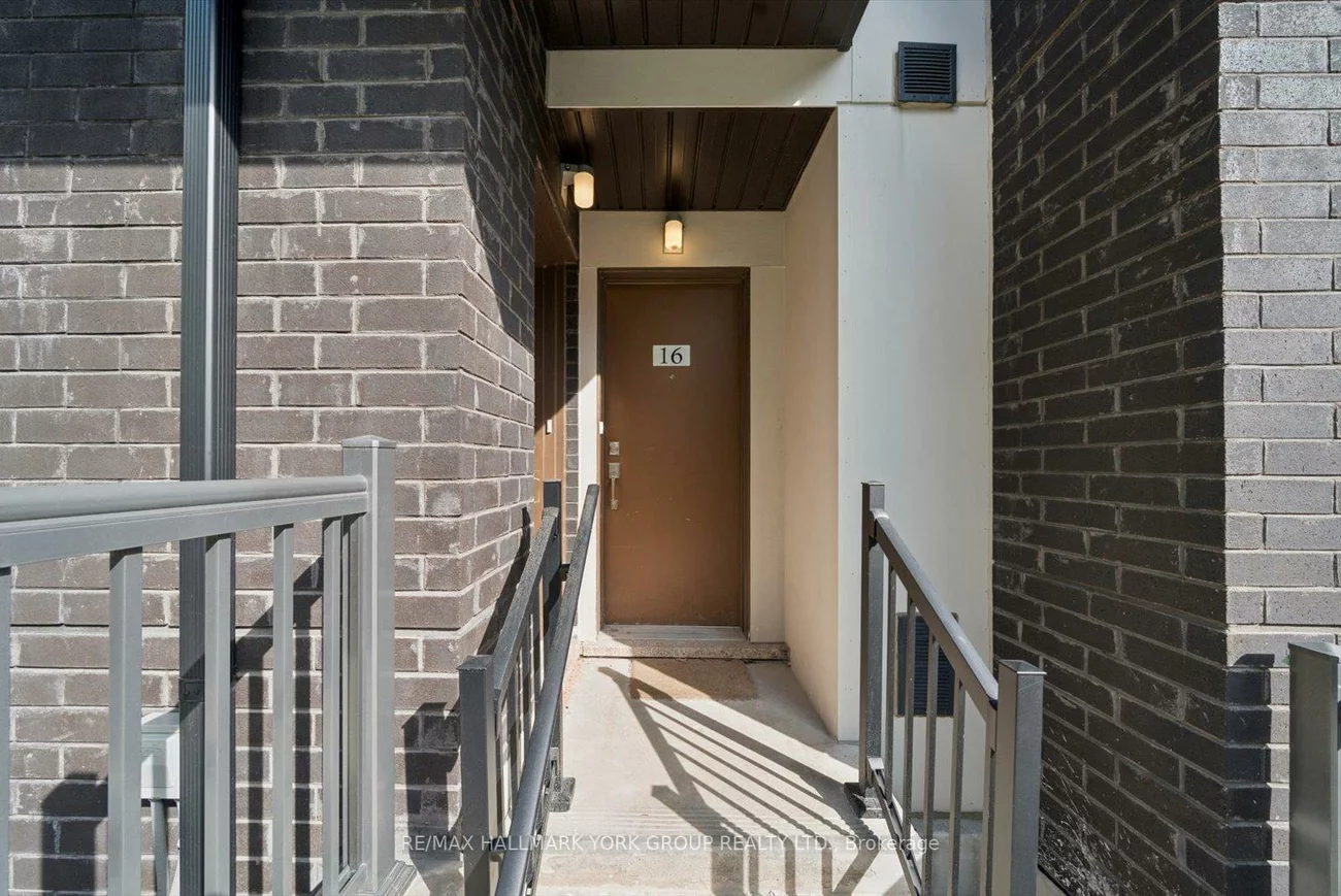 24, Fieldway, Islington-City Centre West, Toronto