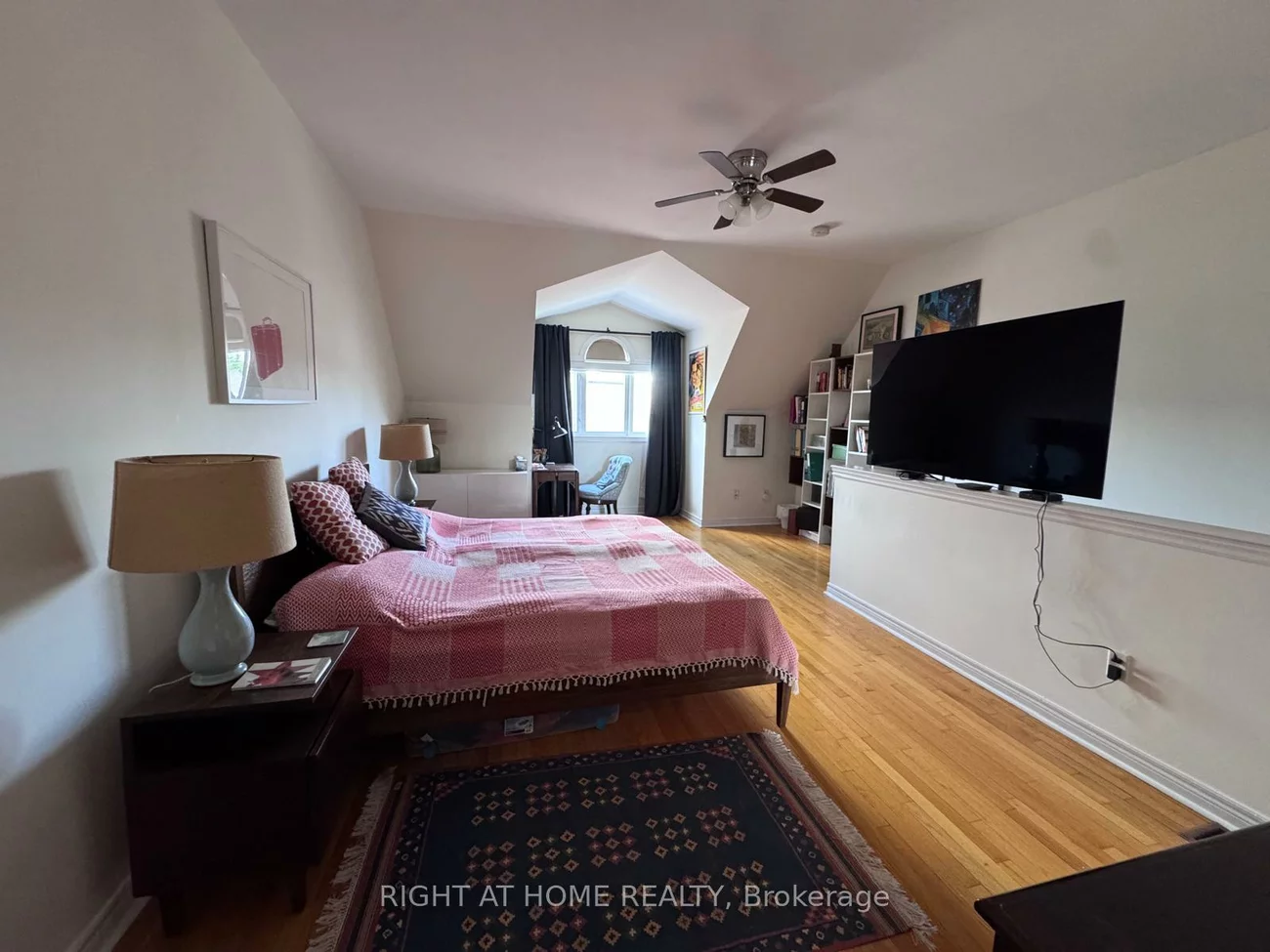 2-116, Evans, Mimico, Toronto