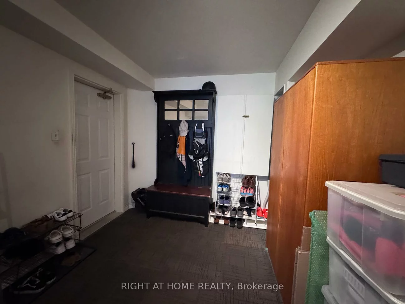 2-116, Evans, Mimico, Toronto