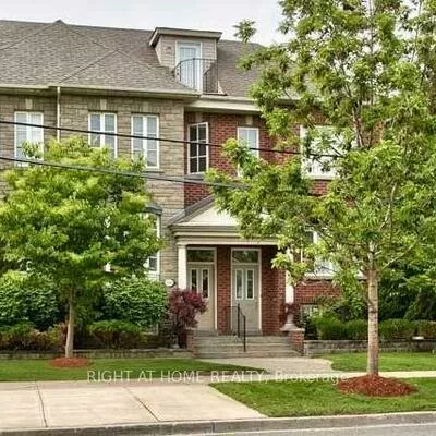 116, Evans, Mimico, Toronto