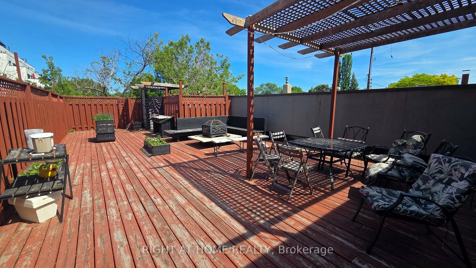357, Keele, Junction Area, Toronto