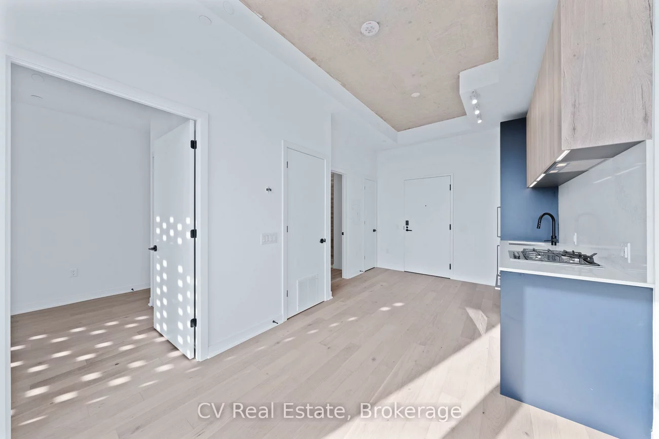 2625, Dundas, Junction Area, Toronto