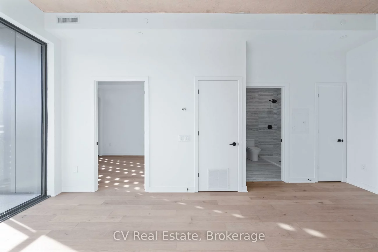 2625, Dundas, Junction Area, Toronto