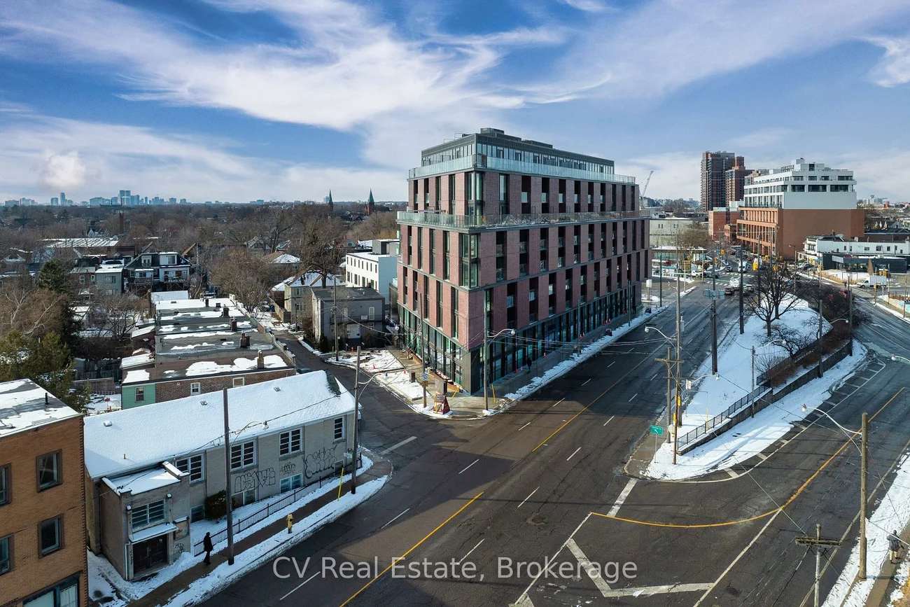 2625, Dundas, Junction Area, Toronto